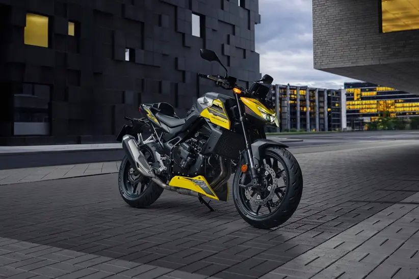 Honda CB750 Hornet E-Clutch