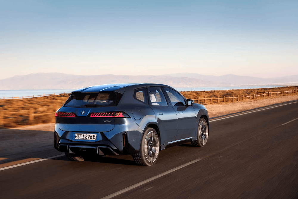BMW iX3 Exterior