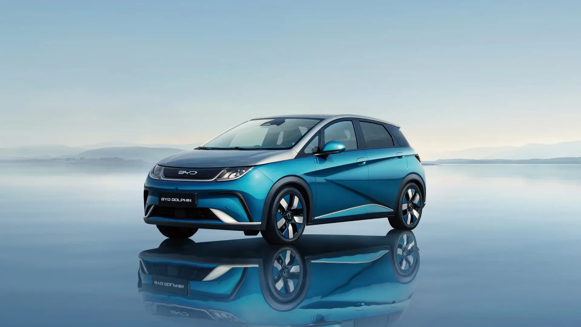 BYD Dolphin 8
