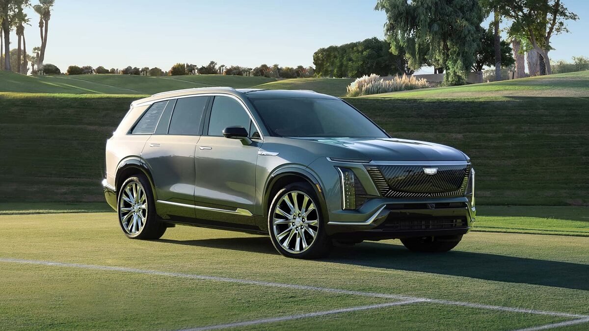 2026 Cadillac VISTIQ Exterior