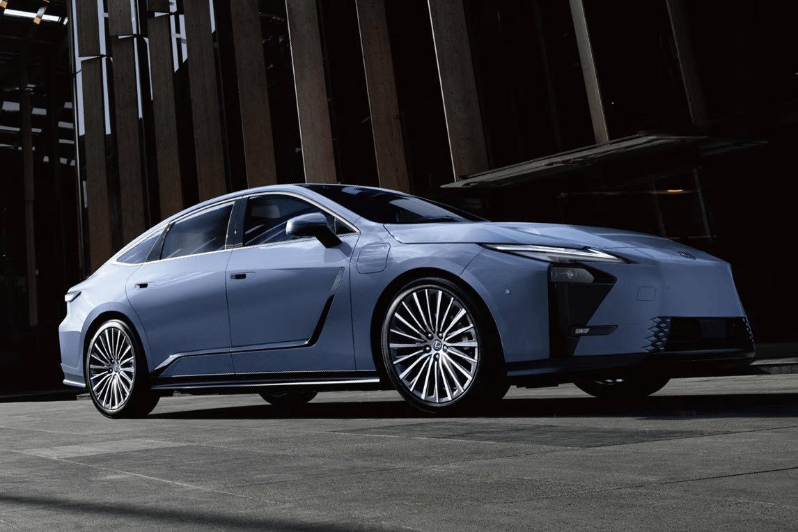 Lexus ES Hybrid Variants