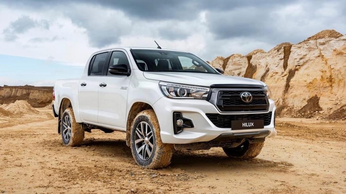 Old Toyota Hilux Exterior