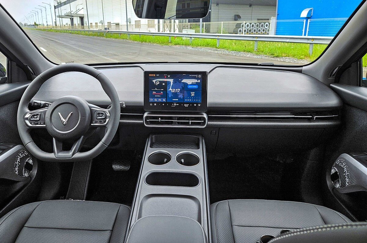 VinFast VF MPV 7 Interior