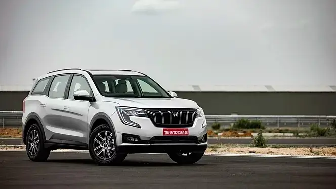 Mahindra XUV700 7-Seater Family Cars in India
